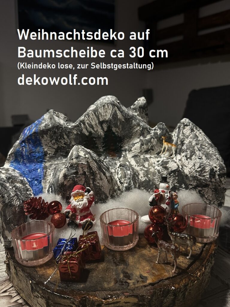 Weihnachtsdeko mit Gebirge